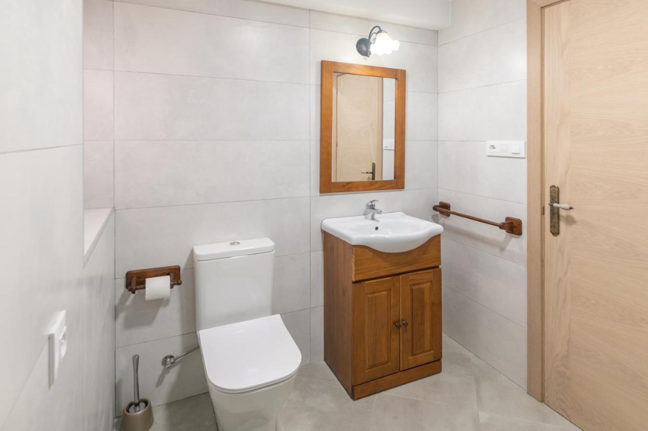 Pria, Apartamento En Рибадеселья Экстерьер фото