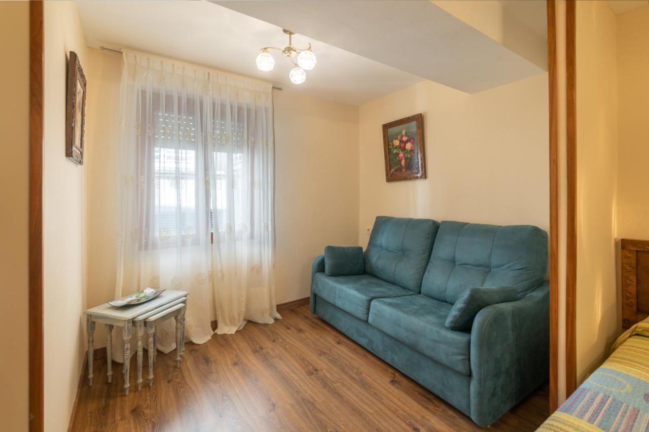Pria, Apartamento En Рибадеселья Экстерьер фото