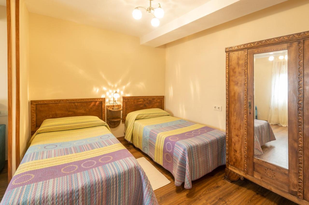 Pria, Apartamento En Рибадеселья Экстерьер фото